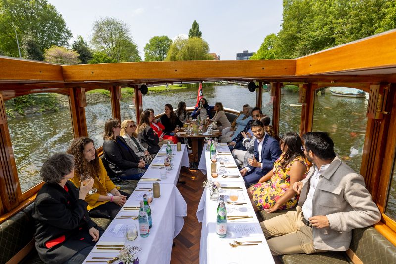 Floating Dinner
